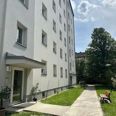 Kiki Living - Peaceful In #2 * Schwechat